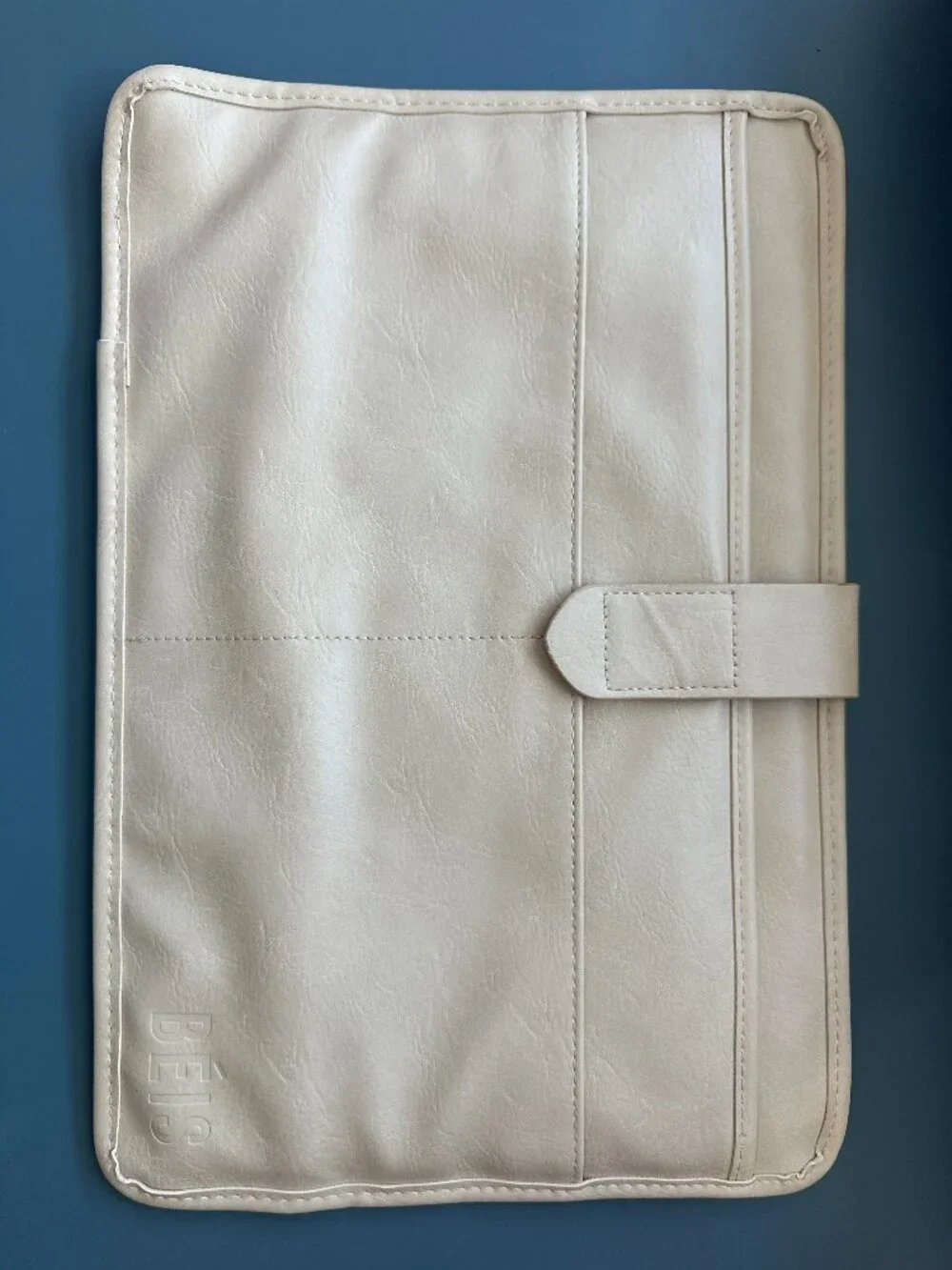 BEIS Laptop Sleeve w/ Pockets Beige